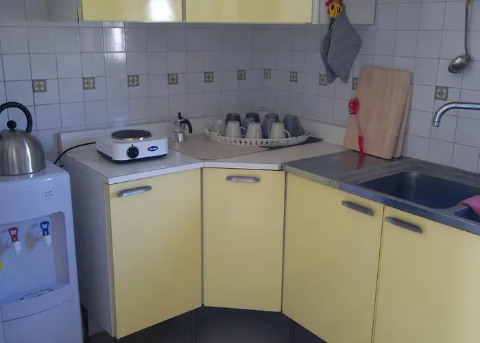 Alojamento de Acomodação e Pequeno-almoço Aleardi *