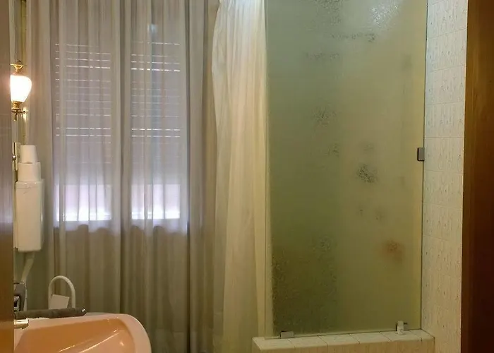 Alojamento de Acomodação e Pequeno-almoço Aleardi *