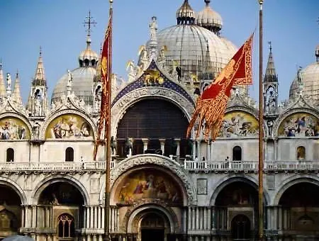 فندق مبيت وإفطار Aleardi