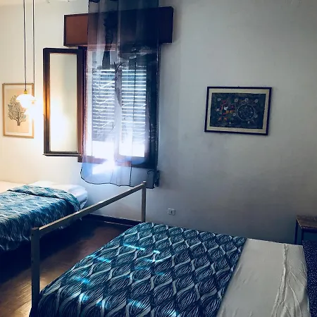 Aleardi فندق مبيت وإفطار